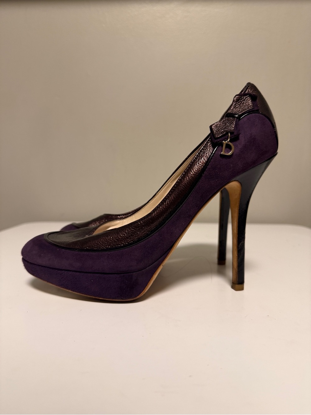 Christian Dior Suede Bow Accents Pumps Purple Metallic EU 37 US 7
